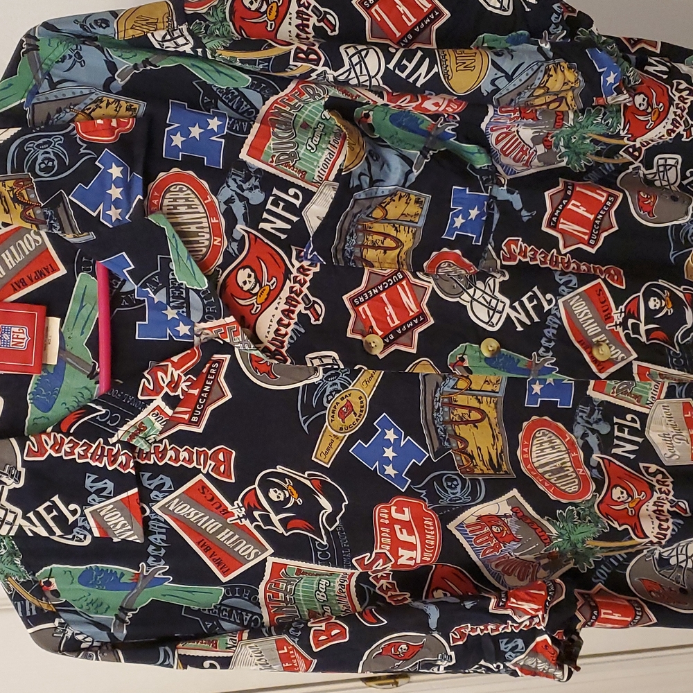 Tampa Bay buccaneers shirt